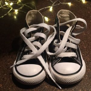 Toddler boy converse high top size 4